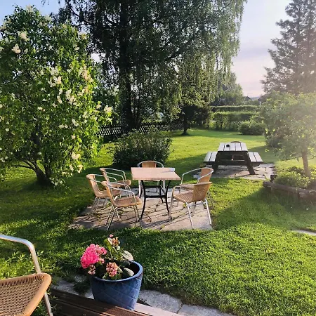 Отель Skaslien & 3*