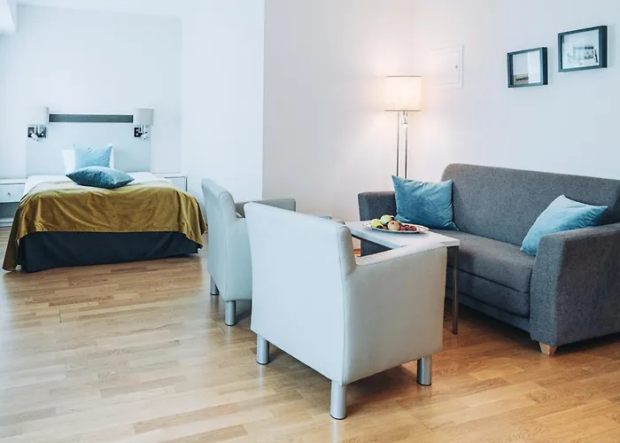 Skaslien & Hotell 3*