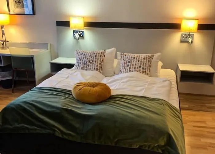 Skaslien & Hotell