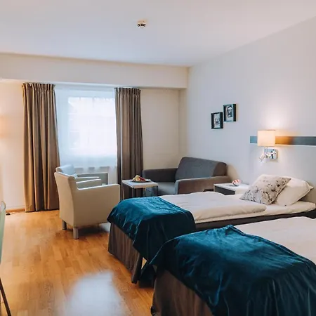 Skaslien & Hotel 3*
